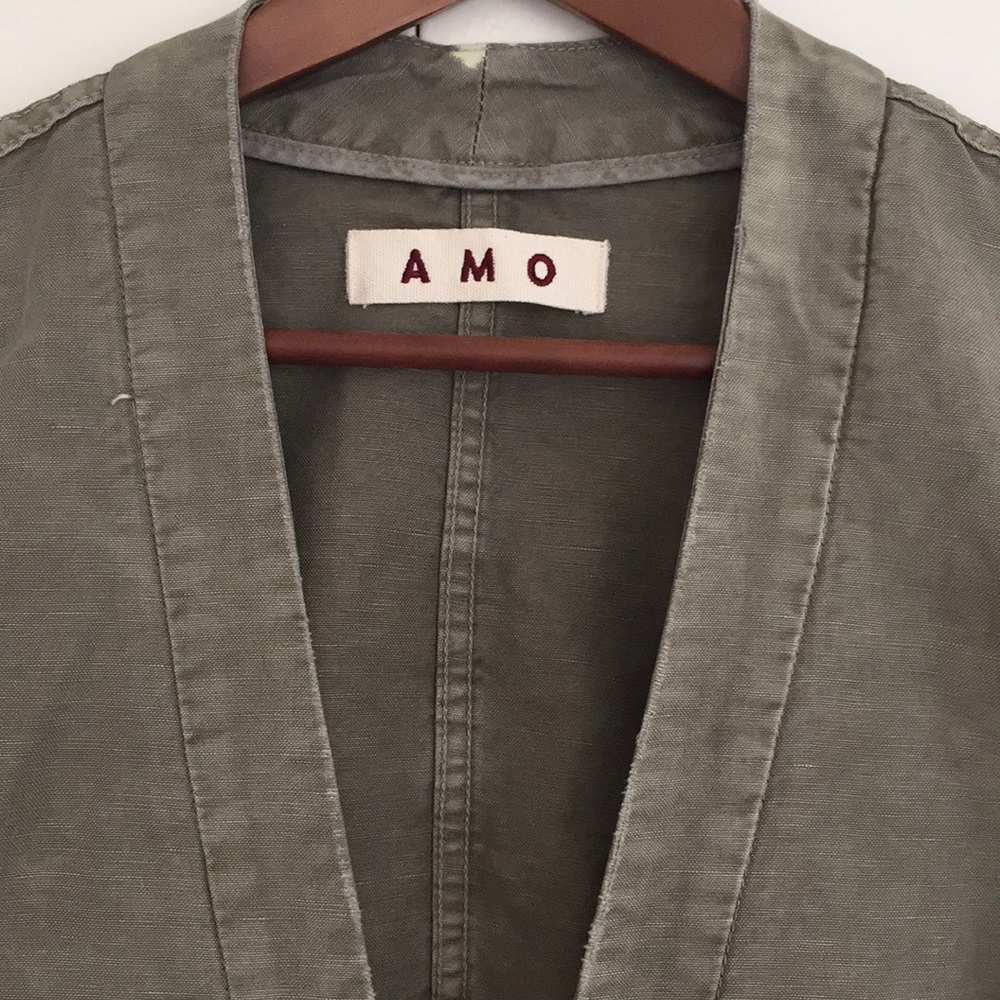 AMO ruffle jacket - Picture 3 of 8